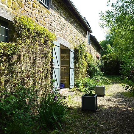 Bed and Breakfast Le Domaine Les Iffs Екстер'єр фото